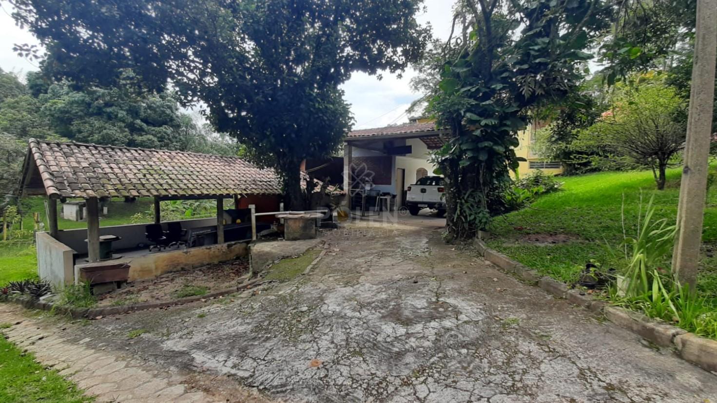 Ch&aacute;cara 3 dormit&oacute;rios - Aluga - Jacare&iacute;/SP  Jacareí - 