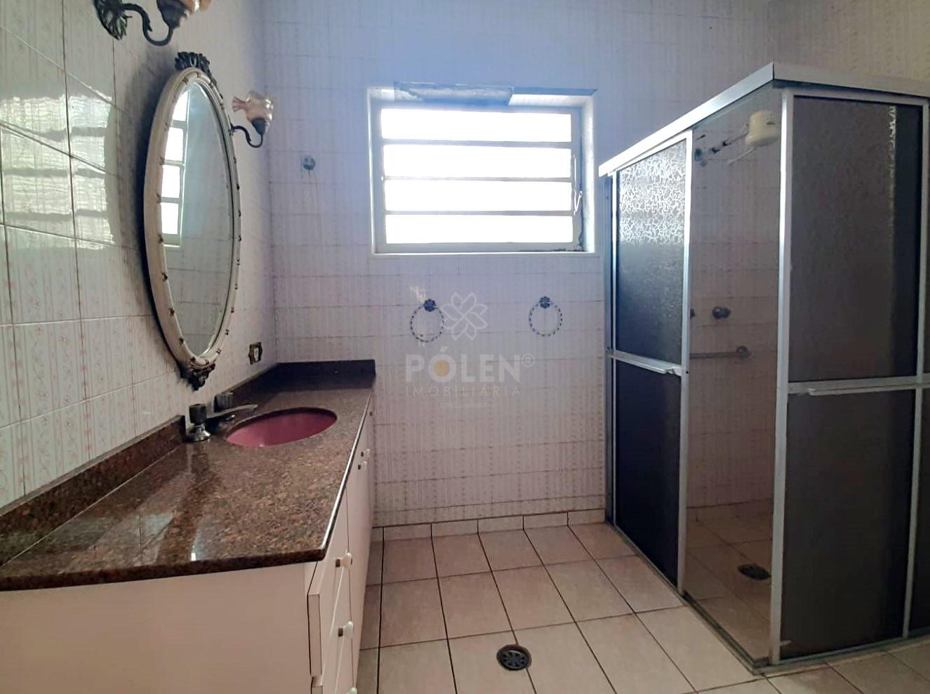 Casa Comercial - 4 dormit&oacute;rios - Centro - Jacare&iacute; - Vende - Aluga  Jacareí - 