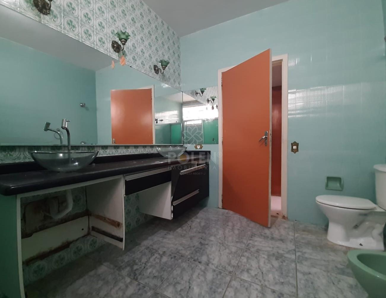 Casa Comercial - 4 dormit&oacute;rios - Centro - Jacare&iacute; - Vende - Aluga  Jacareí - 