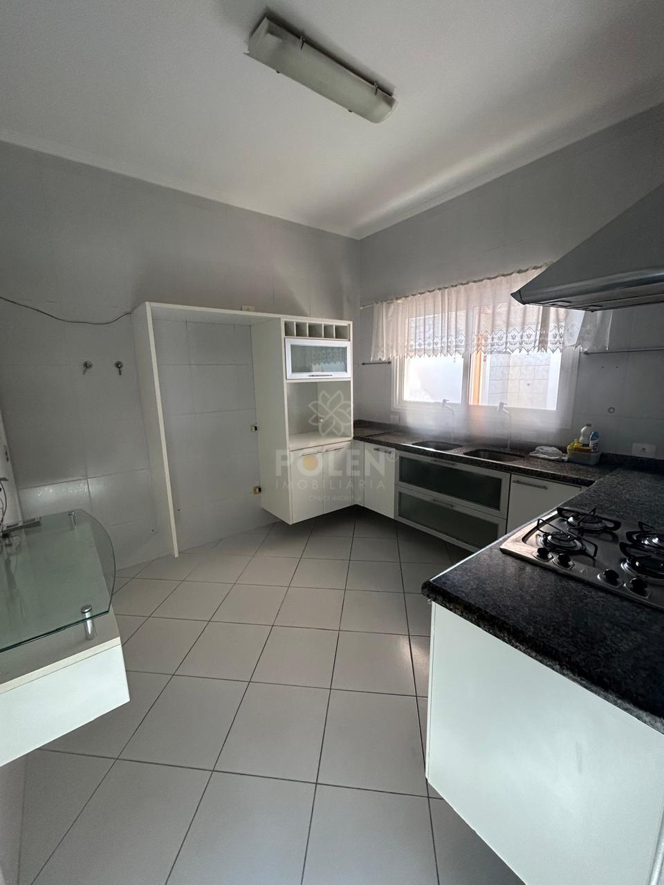 Casa 3 Su&iacute;tes - Aluga - Cidade Jardim - Jacare&iacute;  Jacareí - 