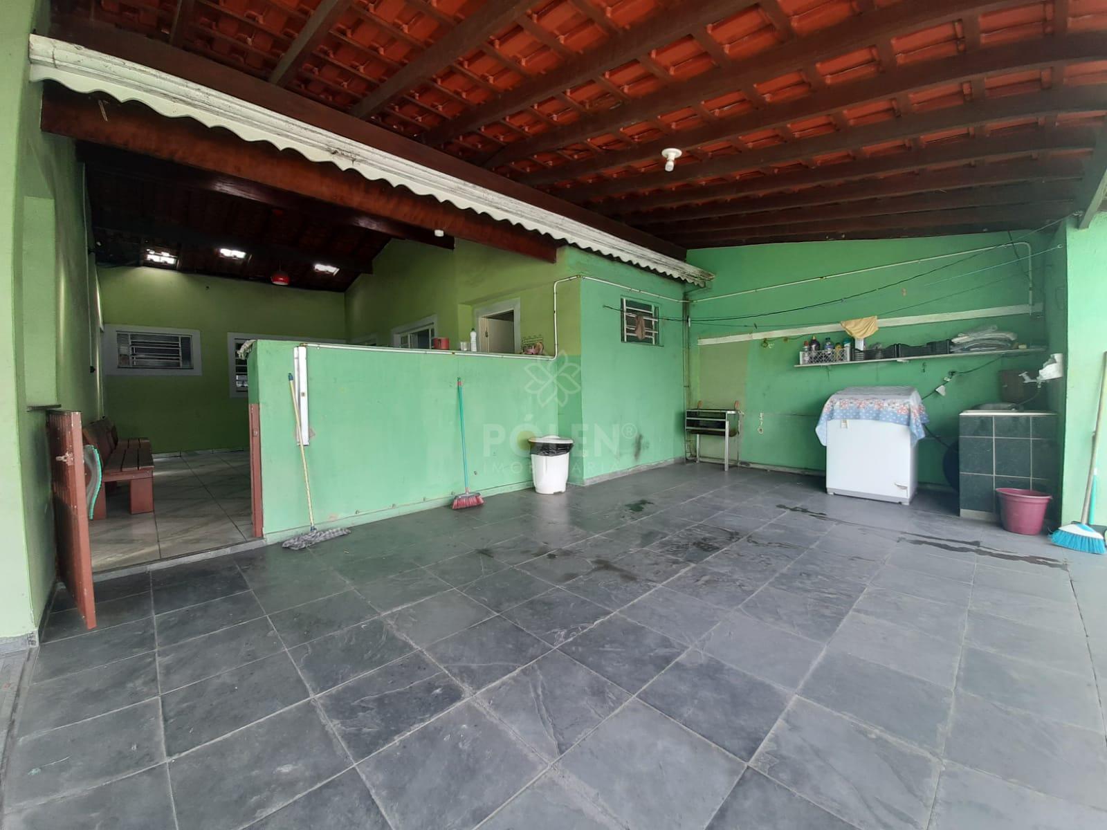 Casa t&eacute;rrea 4 dormit&oacute;rios - S&atilde;o Jo&atilde;o - Jacare&iacute; - Aluga  Jacareí - 