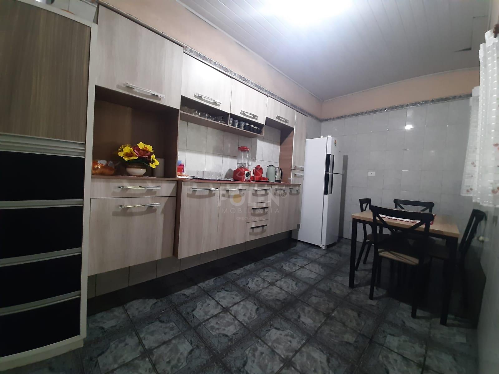 Casa t&eacute;rrea 4 dormit&oacute;rios - S&atilde;o Jo&atilde;o - Jacare&iacute; - Aluga  Jacareí - 