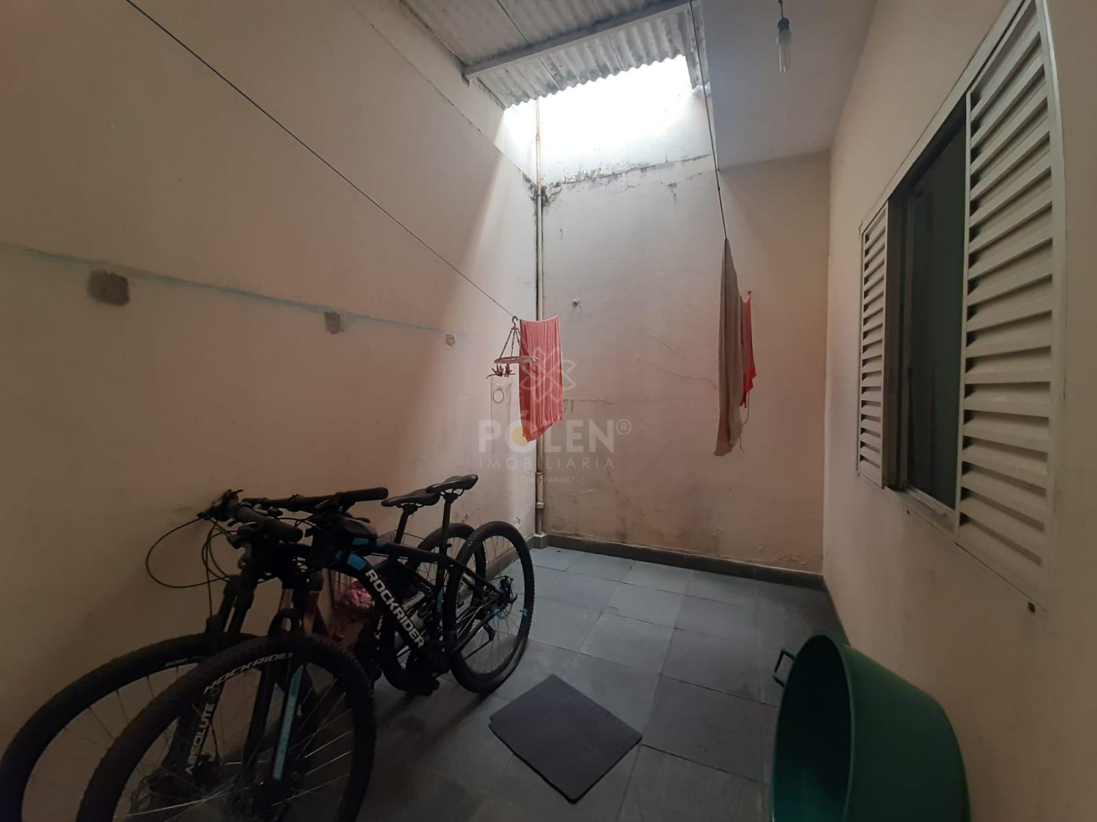 Casa t&eacute;rrea 4 dormit&oacute;rios - S&atilde;o Jo&atilde;o - Jacare&iacute; - Aluga  Jacareí - 