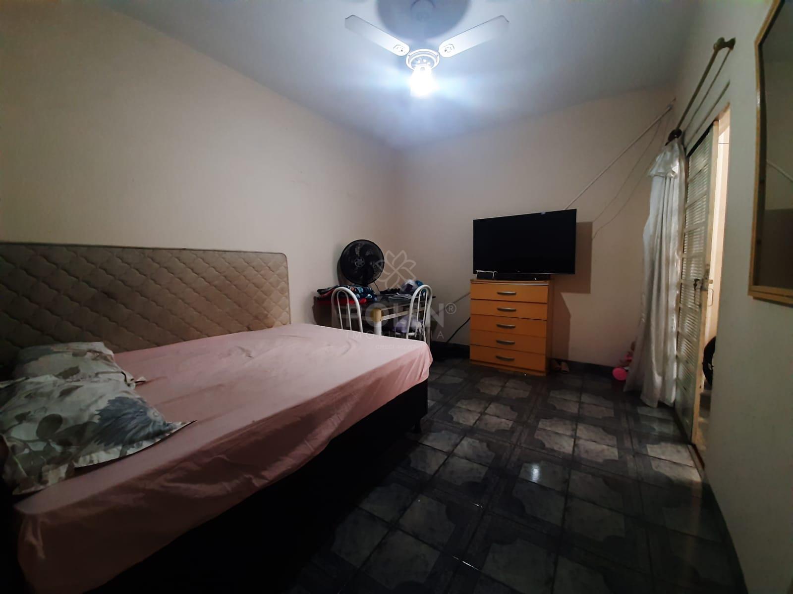 Casa t&eacute;rrea 4 dormit&oacute;rios - S&atilde;o Jo&atilde;o - Jacare&iacute; - Aluga  Jacareí - 