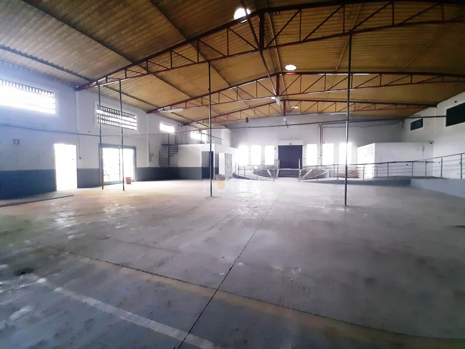 Im&oacute;vel Comercial - Vende ou Aluga - Jacare&iacute;/SP  Jacareí - 