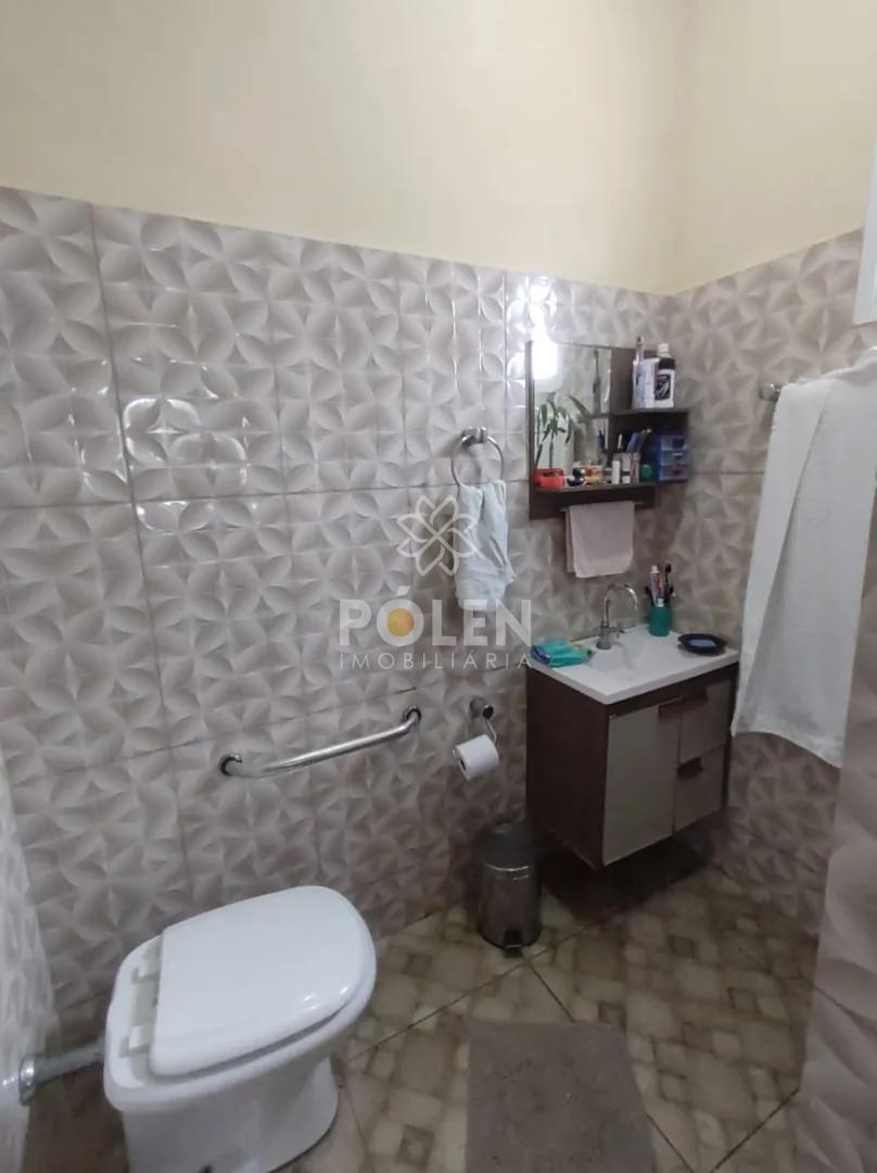 Casa com Ed&iacute;cula - Jardim Fl&oacute;rida - Jacare&iacute; - Vende  Jacareí - 