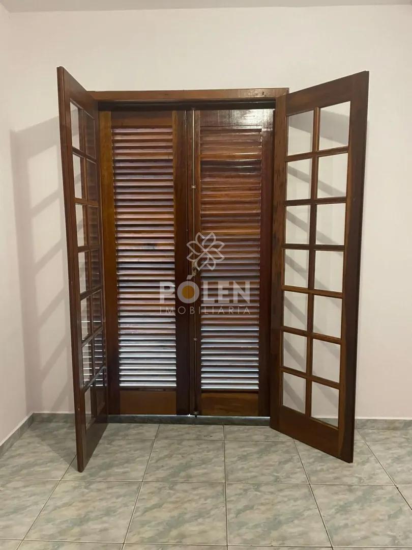 Casa - 3 dormit&oacute;rios - Loca&ccedil;&atilde;o - Jacare&iacute;  Jacareí - 