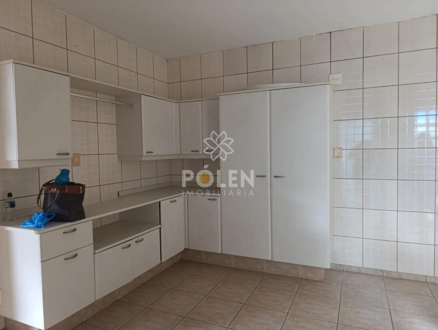 Casa 4 dormit&oacute;rios - Aluga - Jacare&iacute;  Jacareí - 