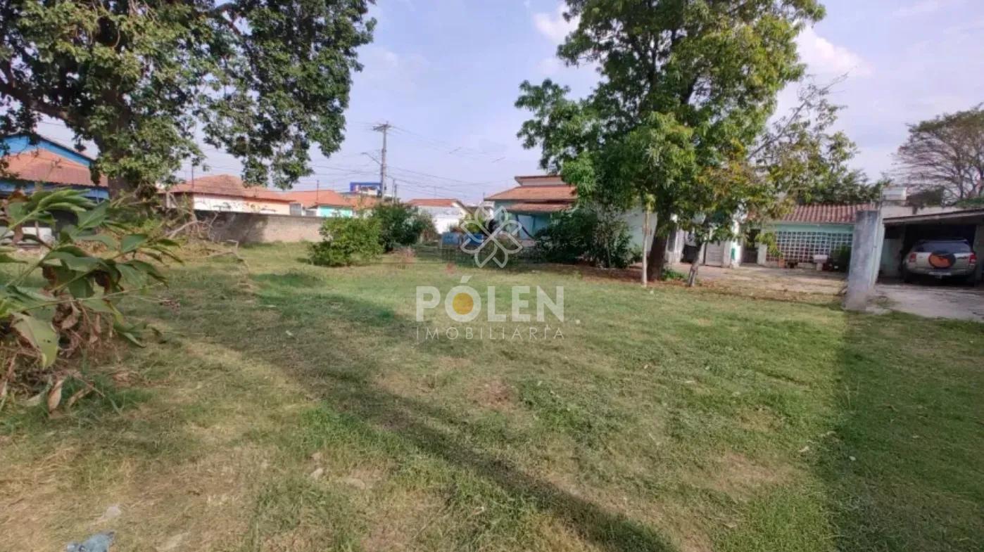 Terreno - 900m&sup2; - Vende - Jacare&iacute;  Jacareí - 