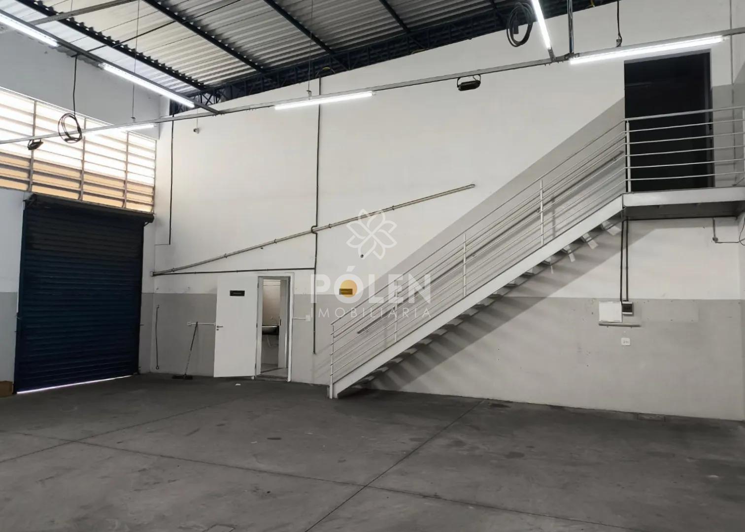 Im&oacute;vel Comercial - Aluga - 960m&sup2; - Jacare&iacute;  Jacareí - 