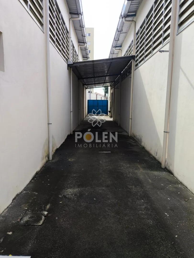 Im&oacute;vel Comercial - Aluga - 960m&sup2; - Jacare&iacute;  Jacareí - 