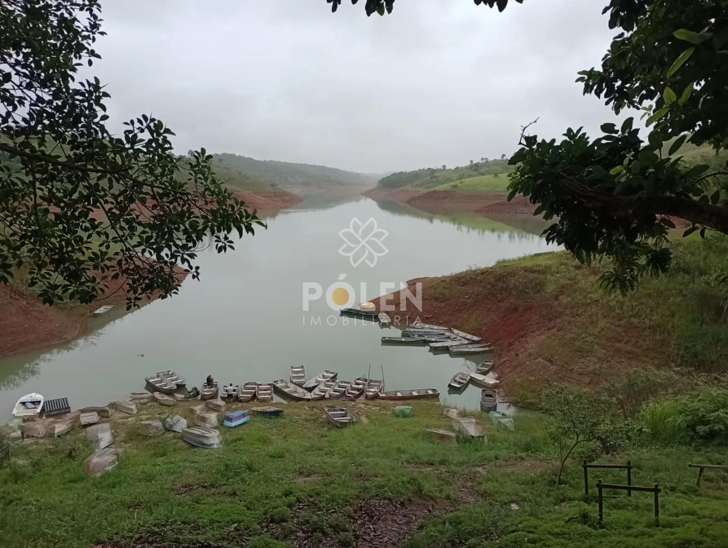 Ch&aacute;cara - Santa Branca / SP - Vende  Santa Branca - 