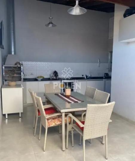 Casa em Condom&iacute;nio 3 dormit&oacute;rios - Parque Calif&oacute;rnia - Vende  Jacareí - 