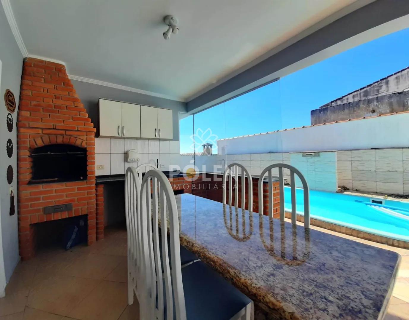 Casa 3 dormit&oacute;rios - Terras de S&atilde;o Jo&atilde;o - Jacare&iacute; - Aluga  Jacareí - 