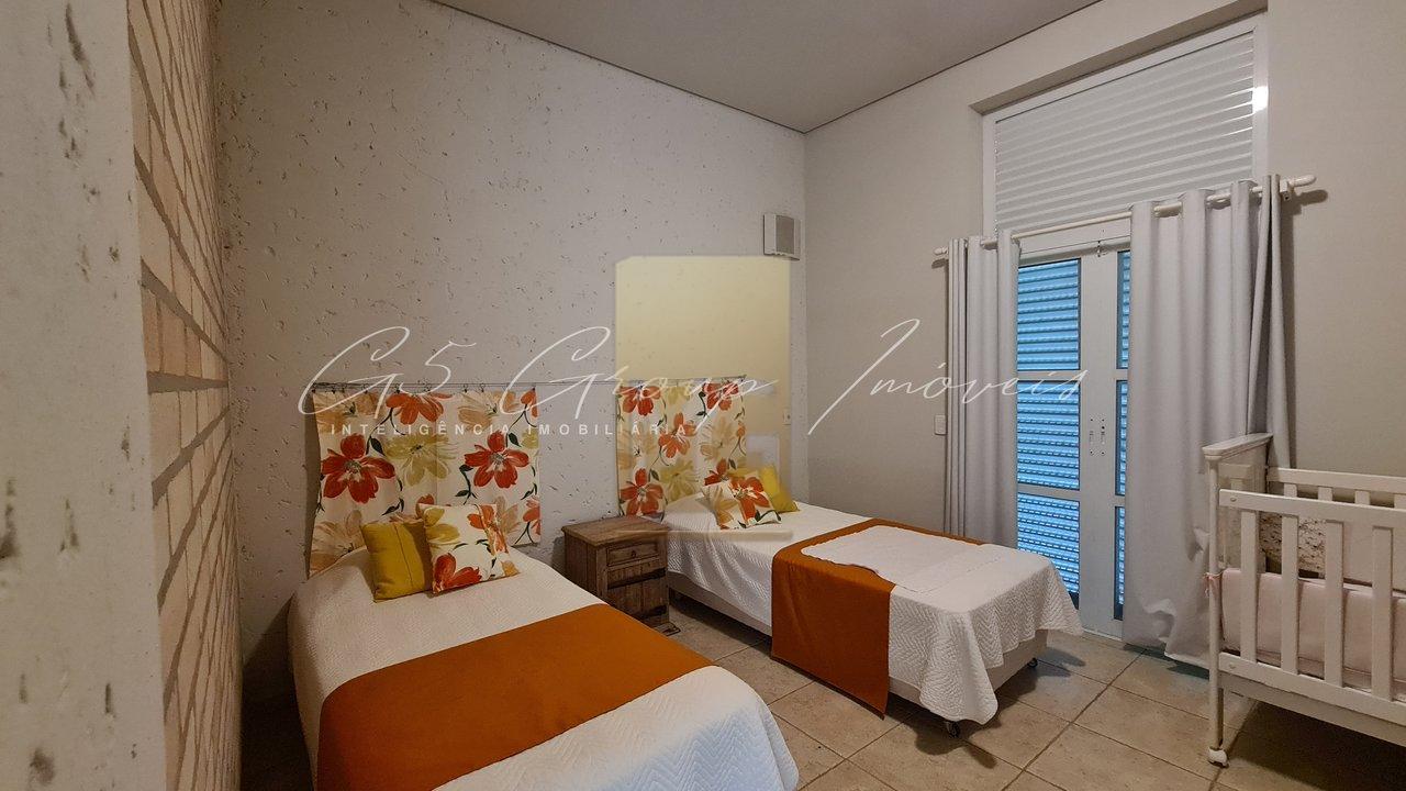 Casa cinematográfica com Golfe no quintal no Terras de São José I Condomínio Terras de São José Itu - 