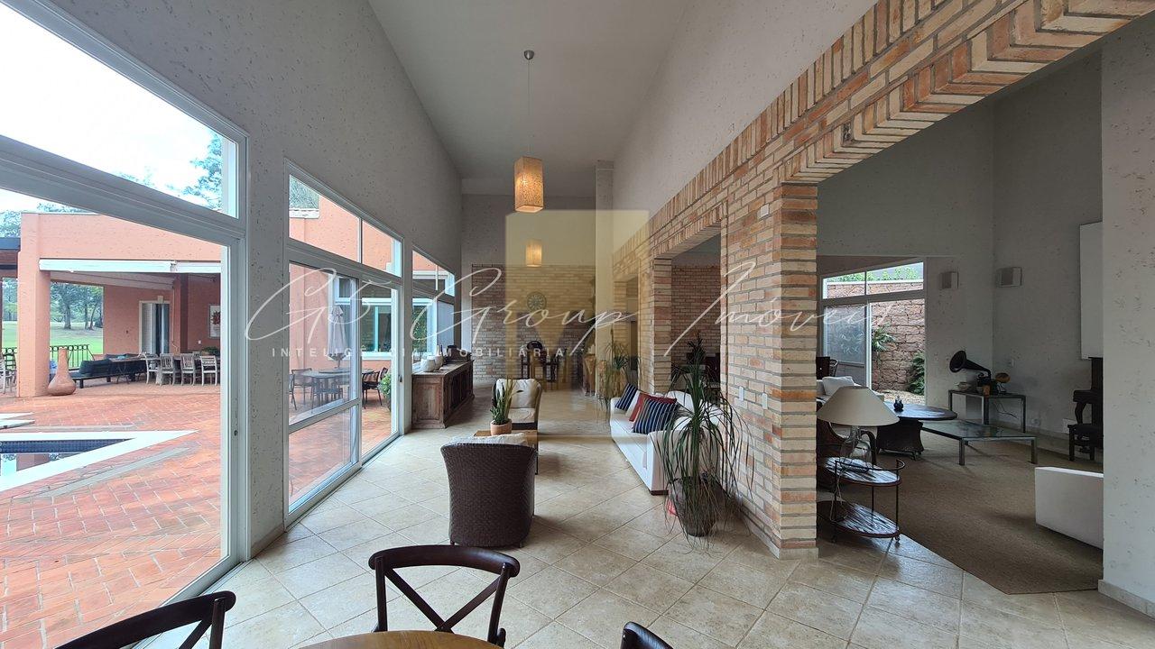 Casa cinematográfica com Golfe no quintal no Terras de São José I Condomínio Terras de São José Itu - 