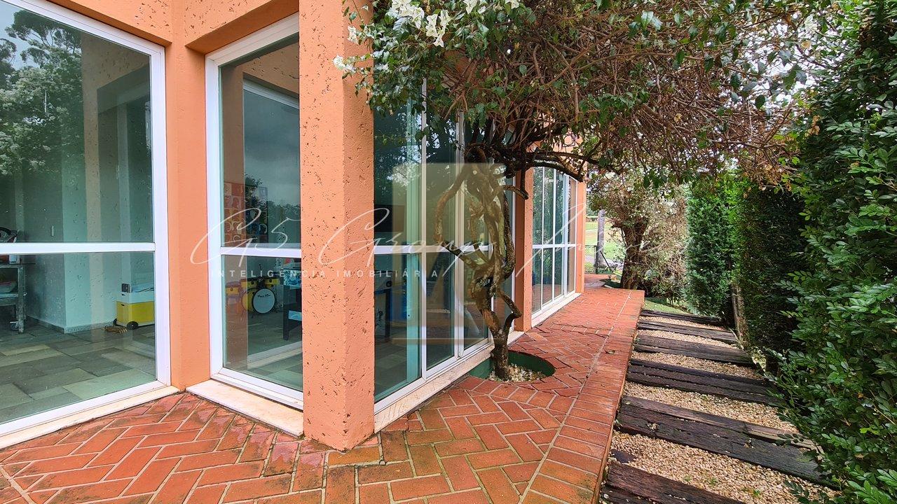 Casa cinematográfica com Golfe no quintal no Terras de São José I Condomínio Terras de São José Itu - 