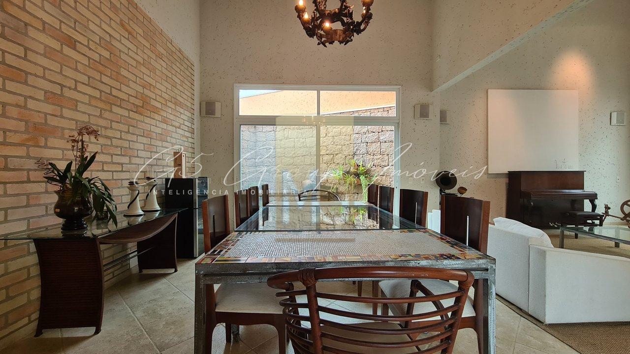 Casa cinematográfica com Golfe no quintal no Terras de São José I Condomínio Terras de São José Itu - 