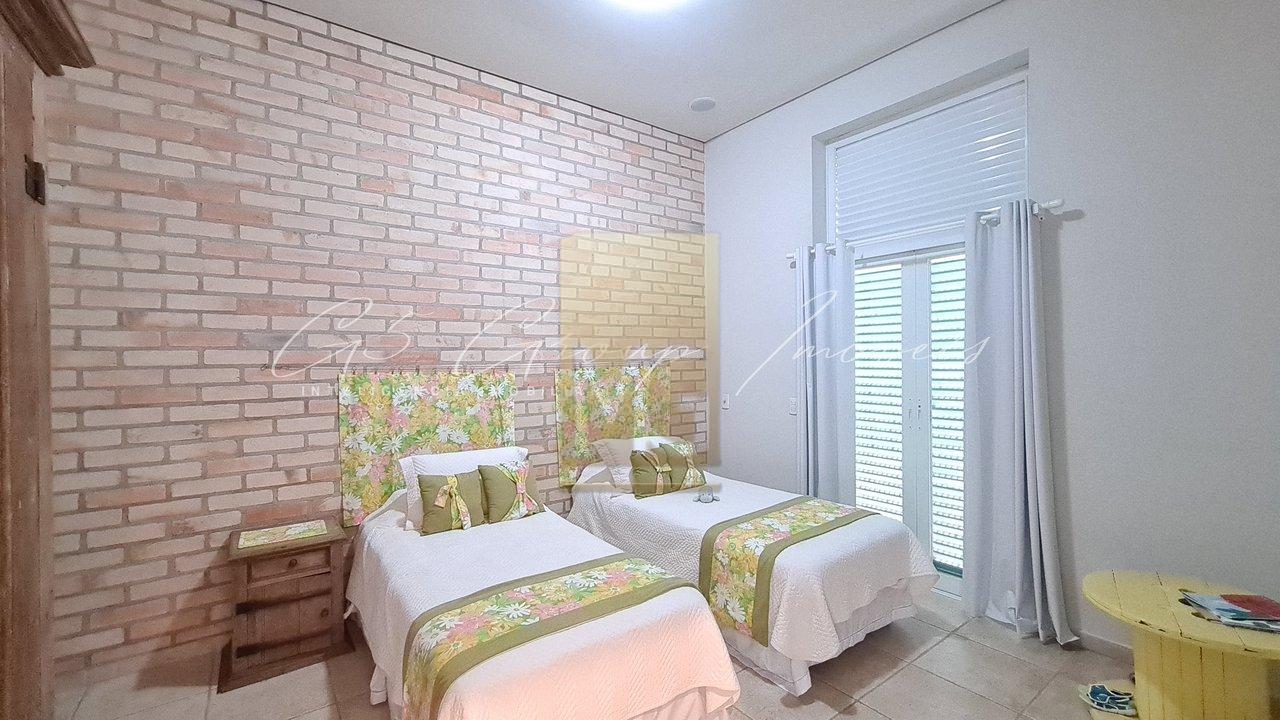 Casa cinematográfica com Golfe no quintal no Terras de São José I Condomínio Terras de São José Itu - 