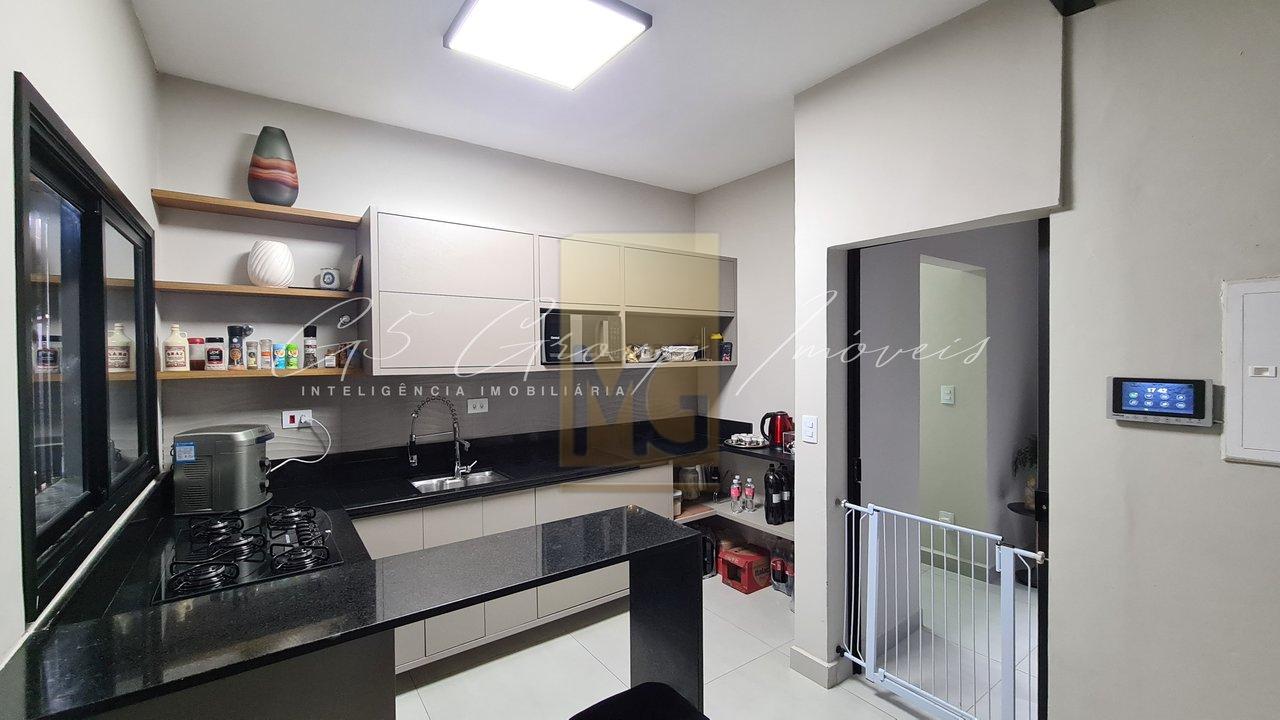 Casa próximo do Shopping Galeria | Tudo novo e moderno Pra você! Avenida Carlos Grimaldi Campinas - 