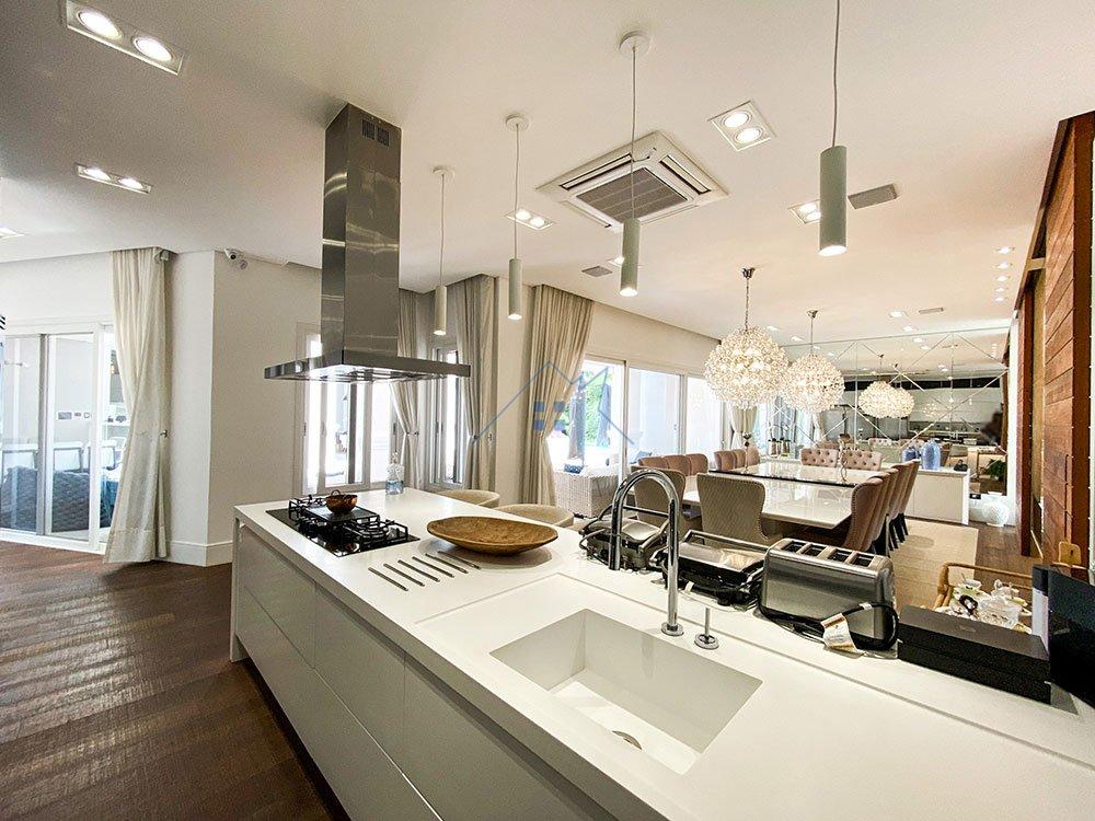 Casa Espetacular em ITU com pé direito triplo 1600 m²  Itu - 