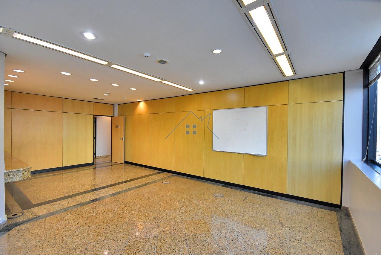 Excelente Prédio Monousuário Comercial no bairro da Luz Avenida Tiradentes São Paulo - 