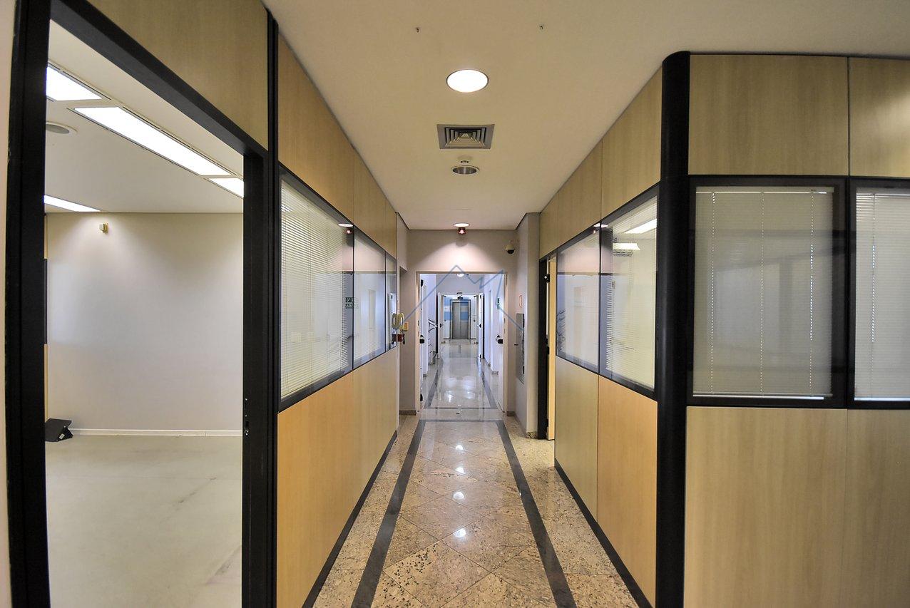 Excelente Prédio Monousuário Comercial no bairro da Luz Avenida Tiradentes São Paulo - 