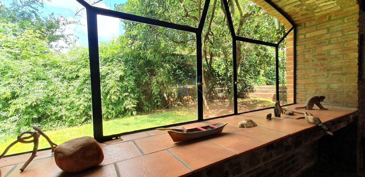 Casa em condomínio 6 dorm 2 suítes 4 vagas Rua José Ponchio Vizzari Campinas - 