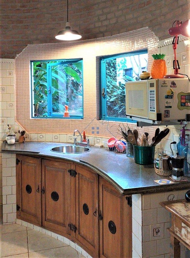 Casa em condomínio 6 dorm 2 suítes 4 vagas Rua José Ponchio Vizzari Campinas - 