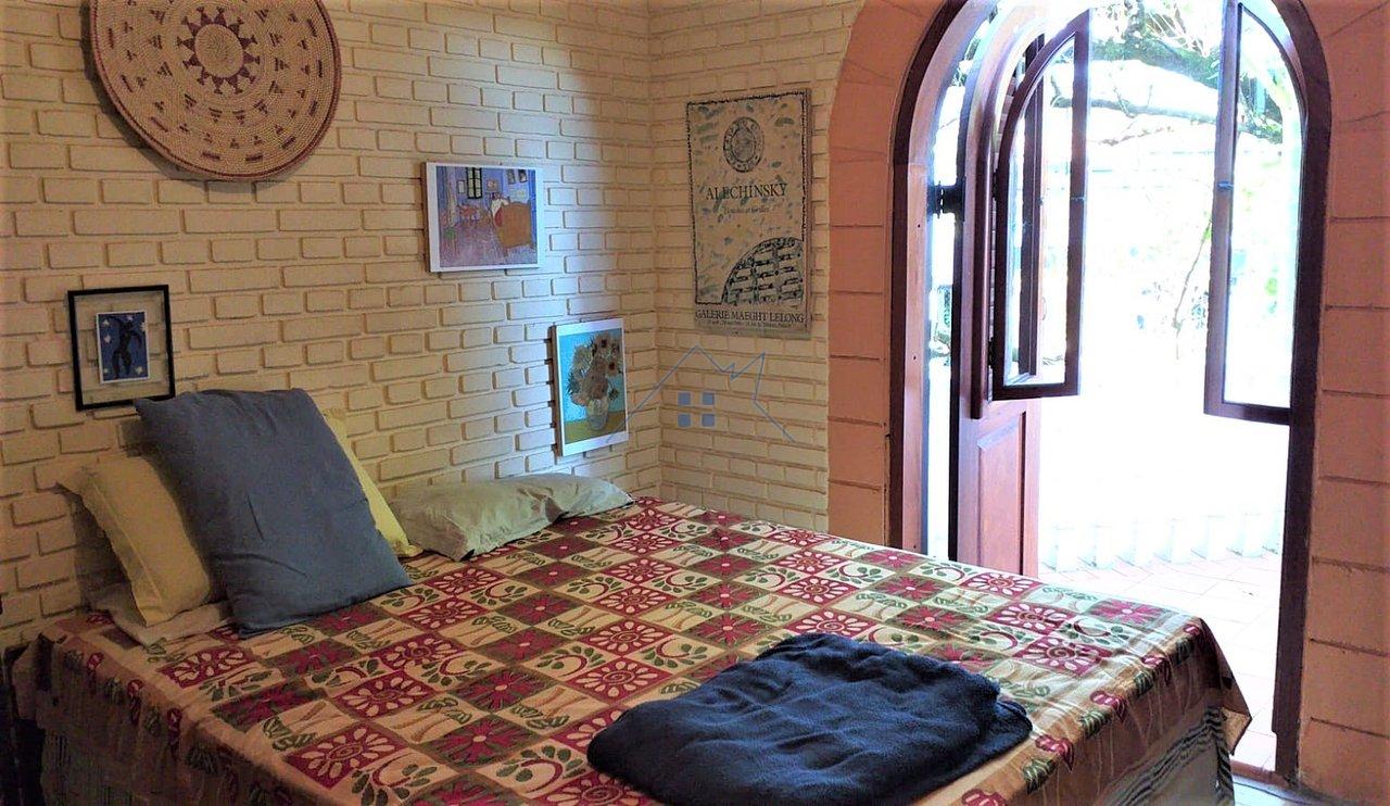 Casa em condomínio 6 dorm 2 suítes 4 vagas Rua José Ponchio Vizzari Campinas - 