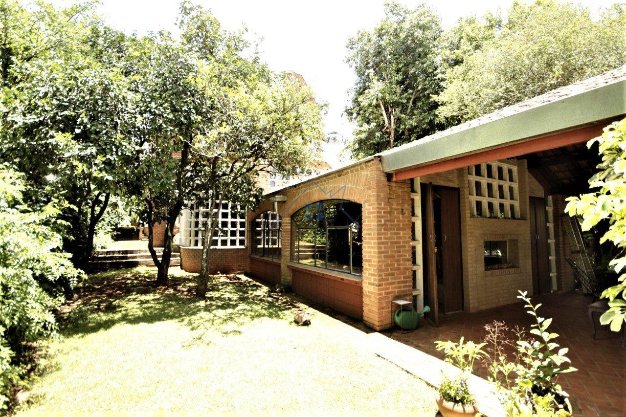Casa em condomínio 6 dorm 2 suítes 4 vagas Rua José Ponchio Vizzari Campinas - 