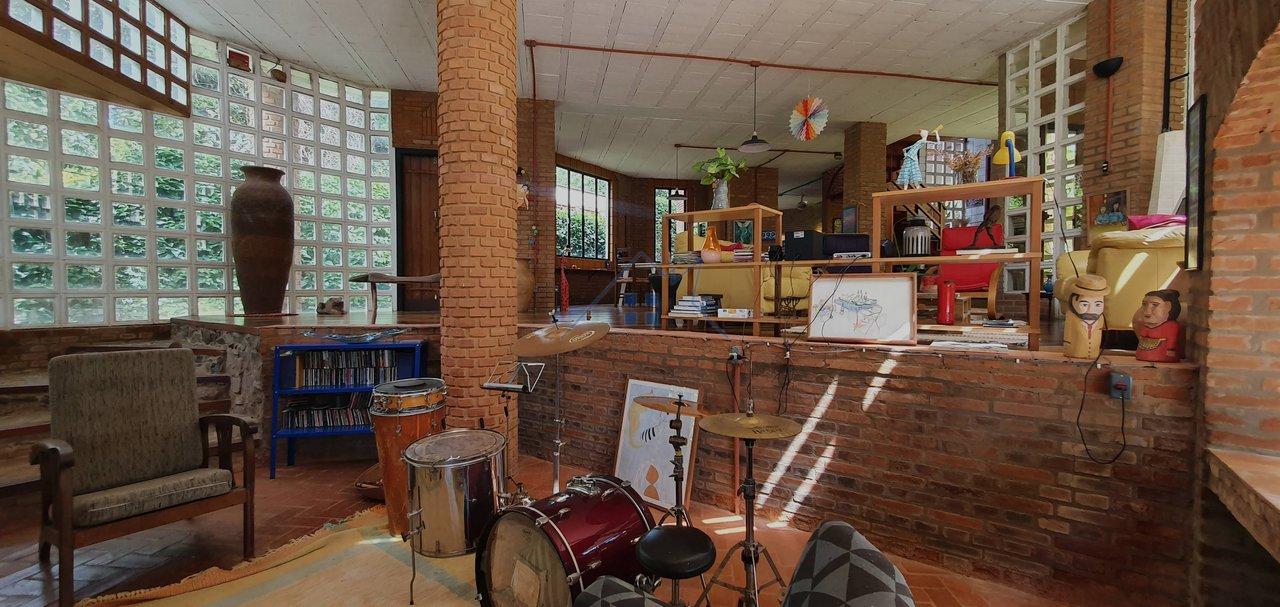 Casa em condomínio 6 dorm 2 suítes 4 vagas Rua José Ponchio Vizzari Campinas - 
