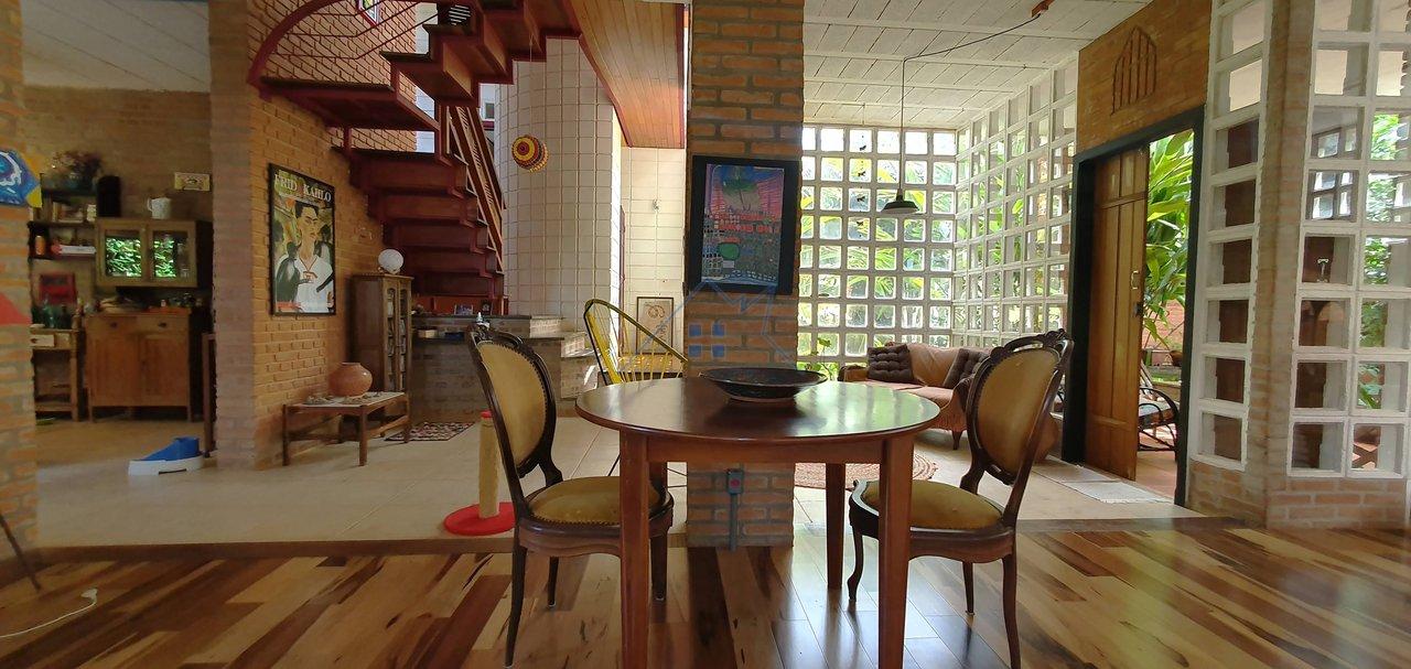 Casa em condomínio 6 dorm 2 suítes 4 vagas Rua José Ponchio Vizzari Campinas - 