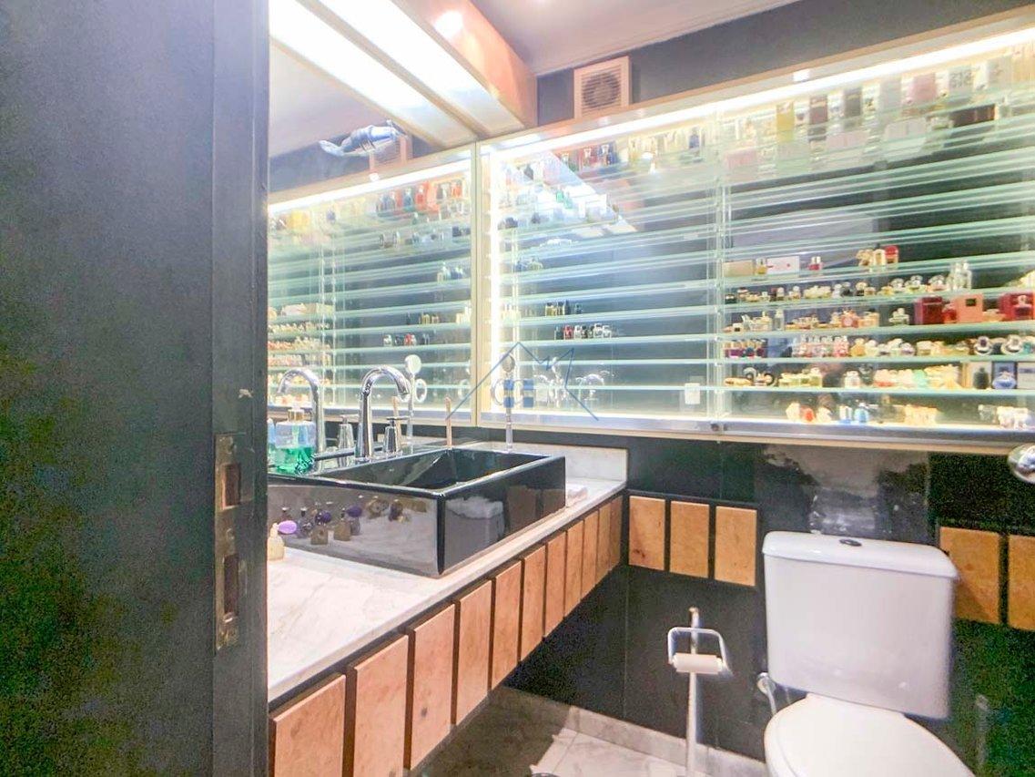 Bela Cobertura no Pacaembú 810 m² 4 suítes 7 vagas Rua Engenheiro Edgar Egídio de Sousa São Paulo - 