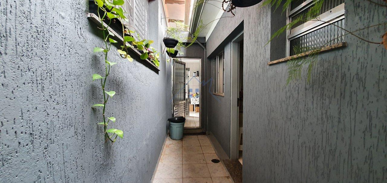 Casa térrea próximo ao metrô Rua Evans São Paulo - 
