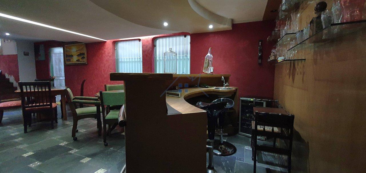 Ampla Casa em São Bernardo com 570m² Rua Antônio Simionato São Bernardo do Campo - 