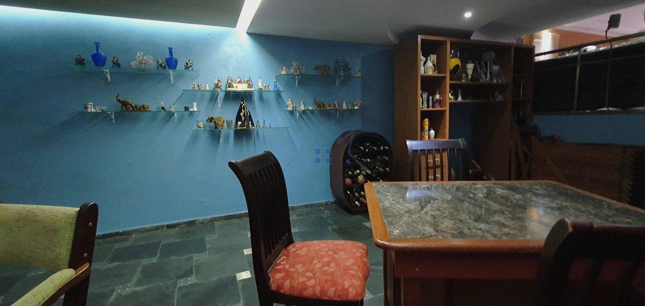 Ampla Casa em São Bernardo com 570m² Rua Antônio Simionato São Bernardo do Campo - 