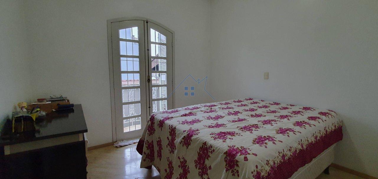Ampla Casa em São Bernardo com 570m² Rua Antônio Simionato São Bernardo do Campo - 