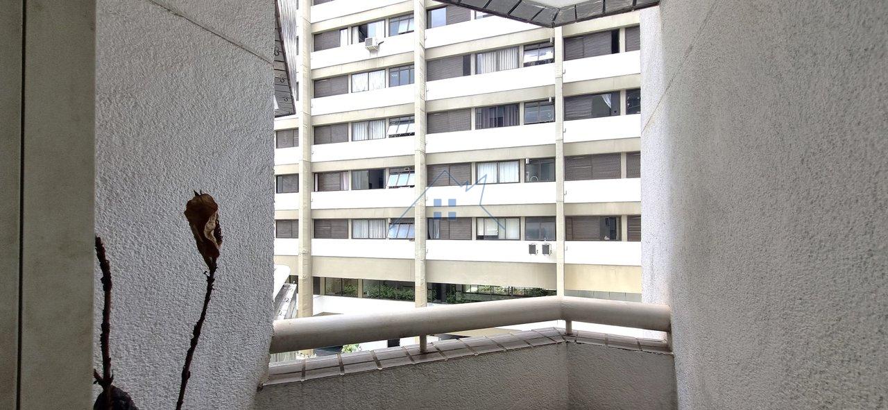 Apartamento 1 dorm Shopping Frei Caneca Rua Dona Antônia de Queirós São Paulo - 
