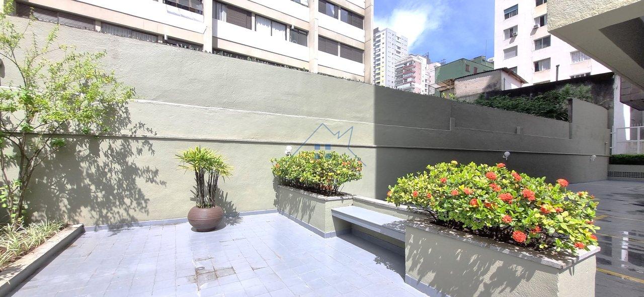 Apartamento 1 dorm Shopping Frei Caneca Rua Dona Antônia de Queirós São Paulo - 
