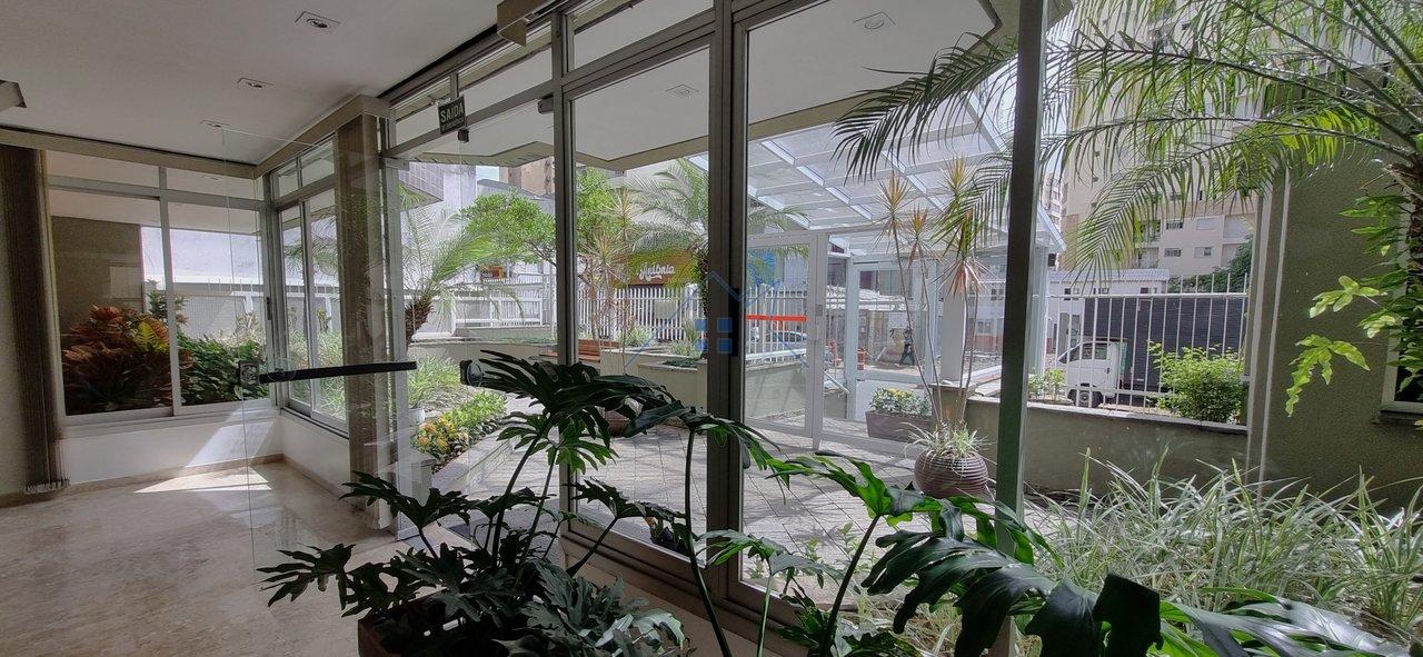 Apartamento 1 dorm Shopping Frei Caneca Rua Dona Antônia de Queirós São Paulo - 