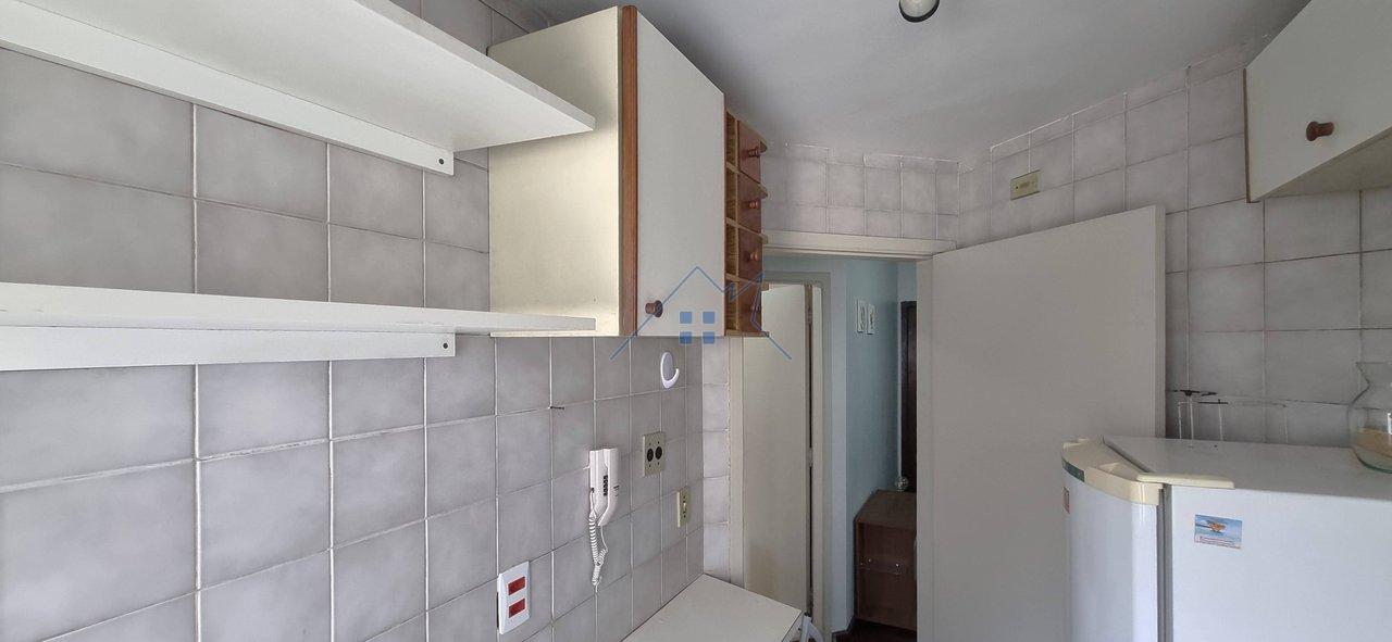 Apartamento 1 dorm Shopping Frei Caneca Rua Dona Antônia de Queirós São Paulo - 
