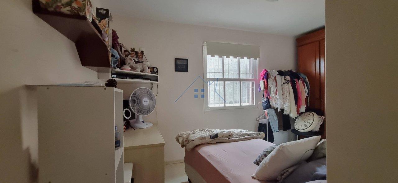 Casa no Jardim Itacolomi 3 dorm 2 vagas Rua Victória Simões São Paulo - 