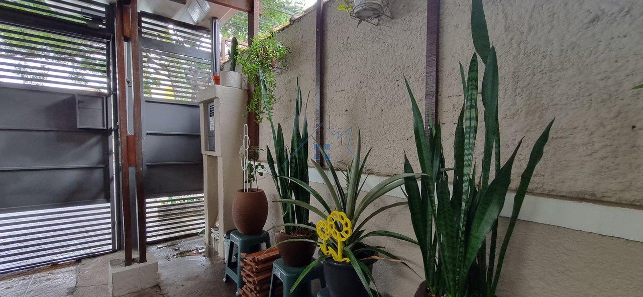 Casa no Jardim Itacolomi 3 dorm 2 vagas Rua Victória Simões São Paulo - 