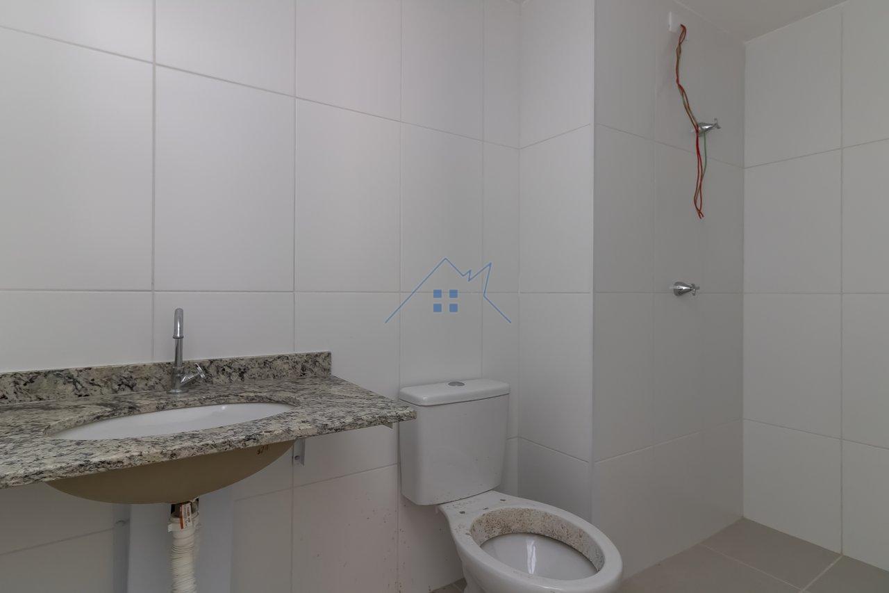 Apartamento em Pinheiros 1 dorm com sacada Rua Alves Guimarães São Paulo - 