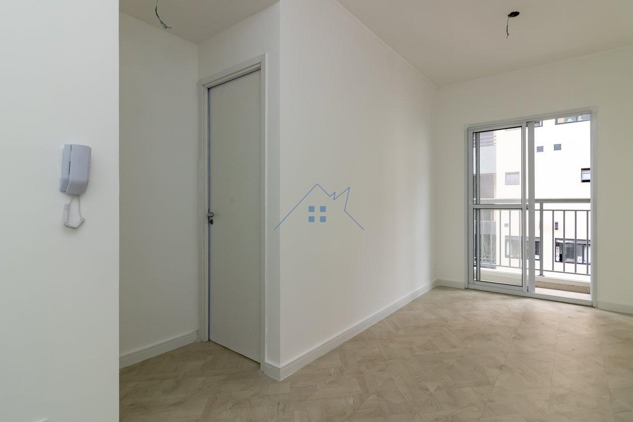 Apartamento em Pinheiros 1 dorm com sacada Rua Alves Guimarães São Paulo - 