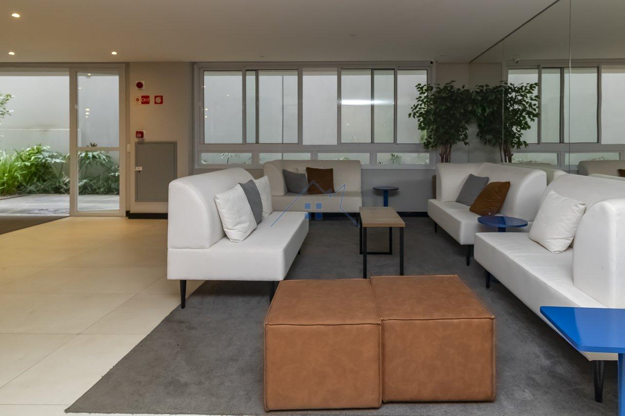 Apartamento em Pinheiros 1 dorm com sacada Rua Alves Guimarães São Paulo - 