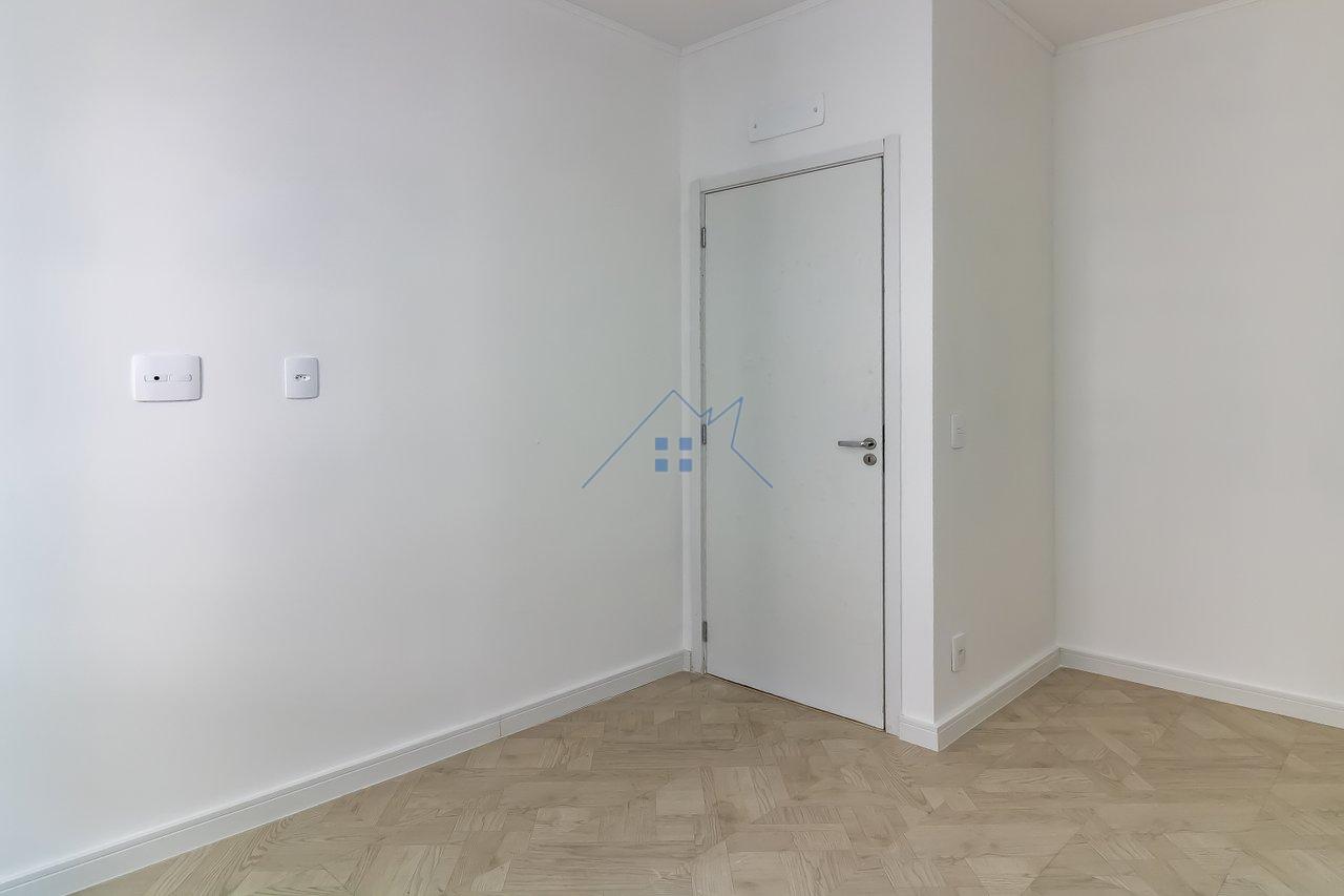 Apartamento em Pinheiros 1 dorm com sacada Rua Alves Guimarães São Paulo - 