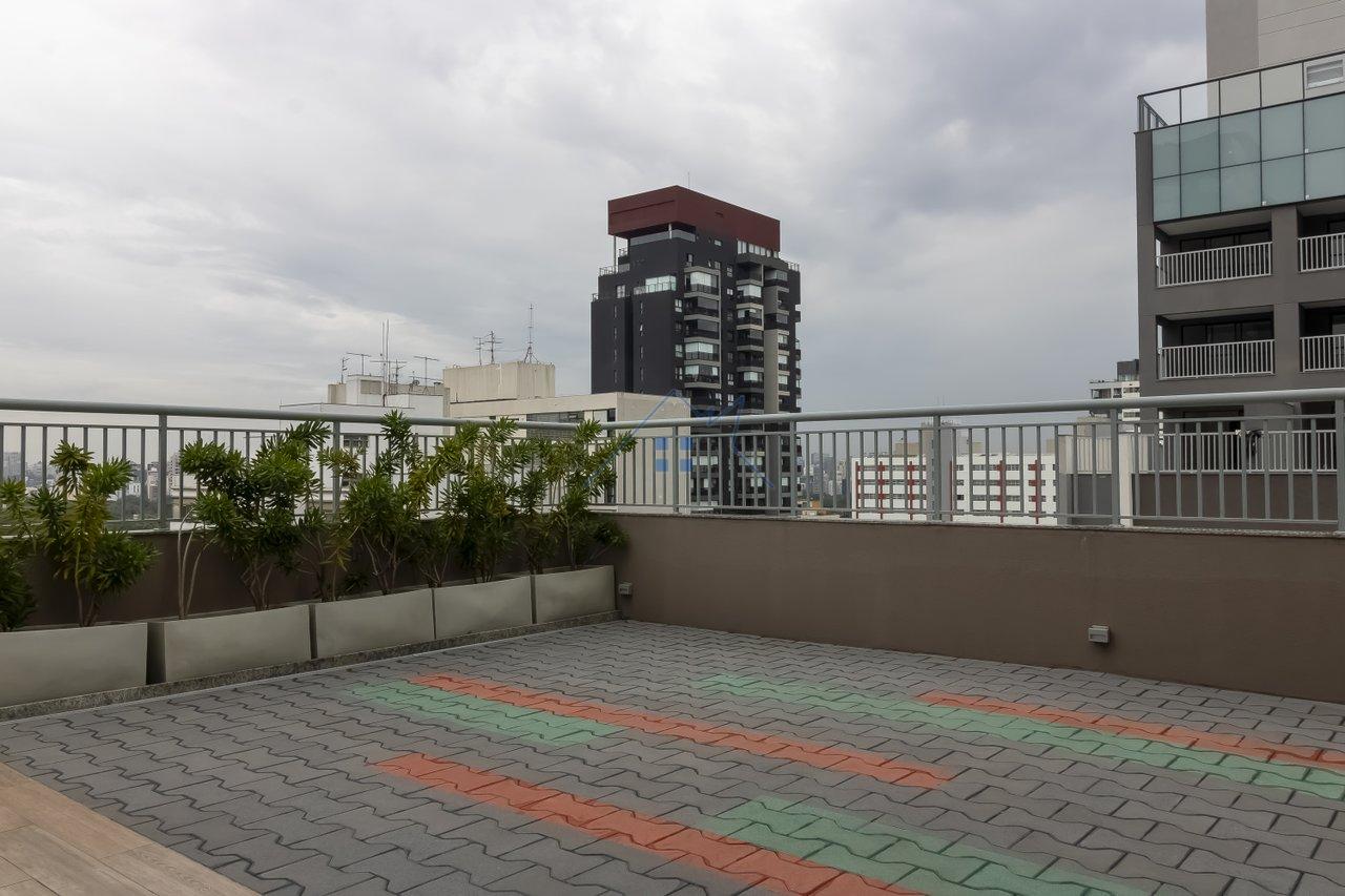 Apartamento em Pinheiros 1 dorm com sacada Rua Alves Guimarães São Paulo - 