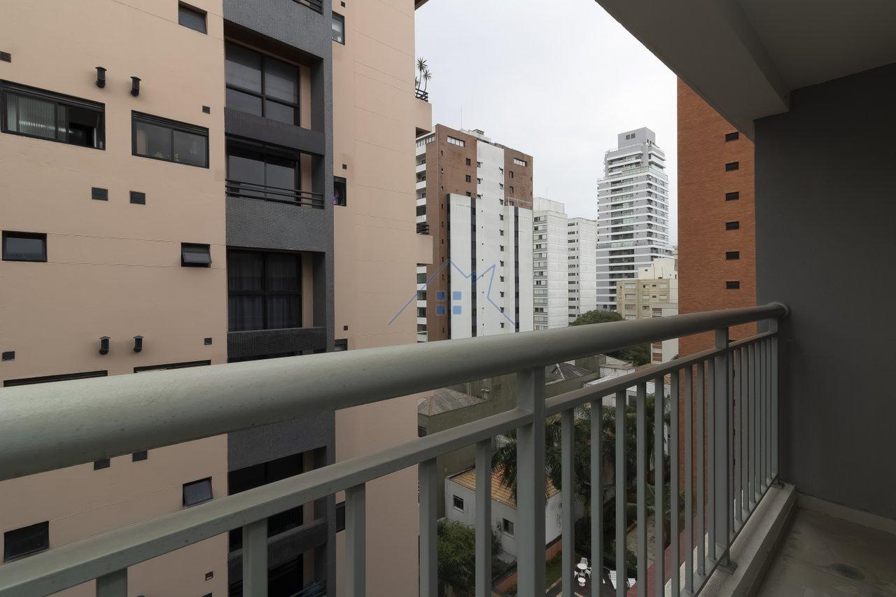 Apartamento em Pinheiros 1 dorm com sacada Rua Alves Guimarães São Paulo - 